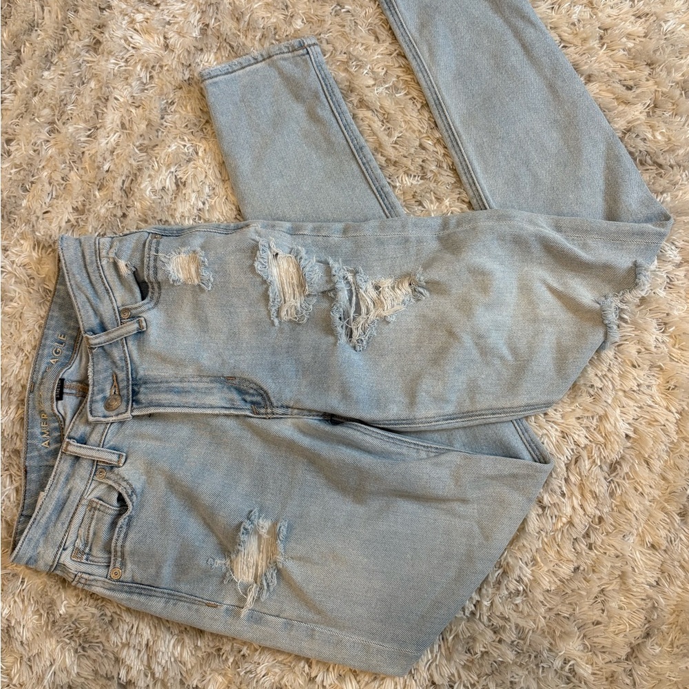 American Eagle Light Wash Ripped Jeans
